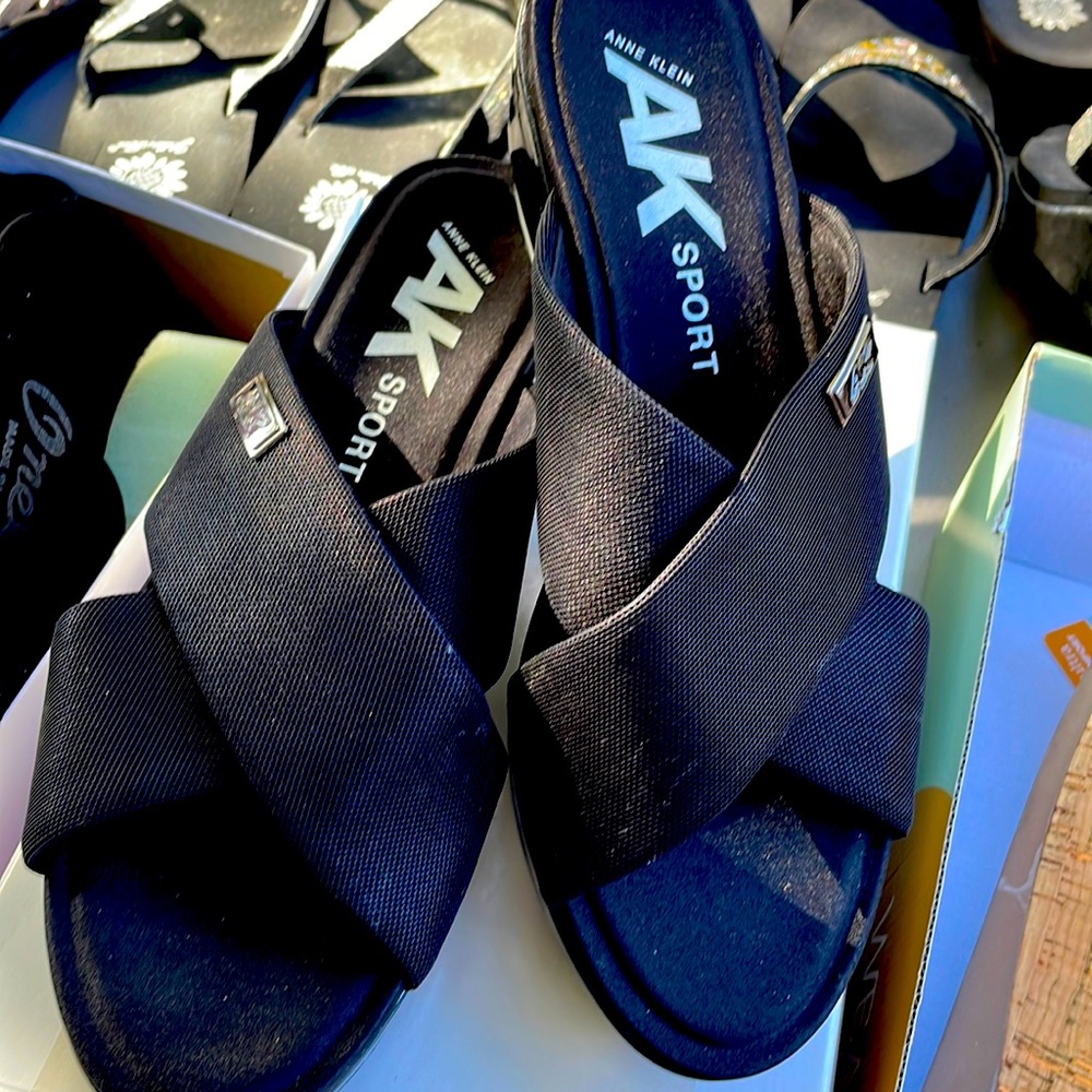 Anne Klein memory foam wedges